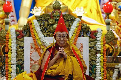 El dalái lama participa en una ceremonia de oración en el Principal Templo Tibetano de McLeod Ganj, India, el 5 de julio de 2025