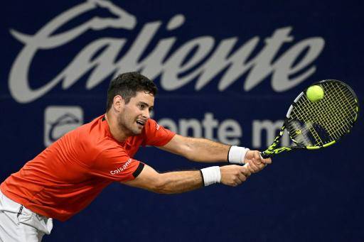 El tenis colombiano Nicolás Mejía en un partido del Abierto de México, en San José del Cabo, el 15 de julio de 2025