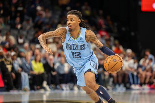 El base Ja Morant juega un partido de la NBA con los Grizzlies contra los Dallas Mavericks, en Memphis (Tennessee, EEUU), el 7 de noviembre de 2025