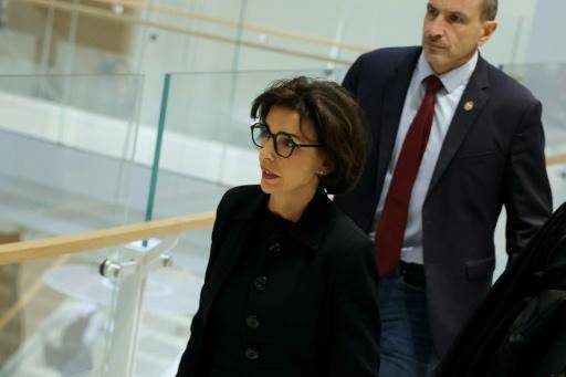 La exministra francesa de Cultura Rachida Dati se persona en un tribunal de París el 16 de septiembre de 2026