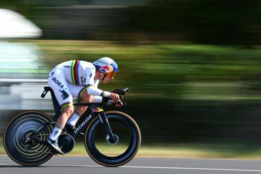 El corredor belga del equipo Red Bull - BORA - hansgrohe, Remco Evenepoel, durante la crono de la 16ª etapa del Tour de Francia, entre Évian-les-Bains y Thonon-les-Bains, el 21 de julio de 2026