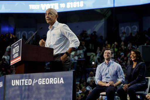 El expresidente estadounidense Barack Obama salió a la campaña para ayudar a movilizar votos a favor de los candidatos demócratas en contiendas clave.