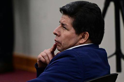 El expresidente de Perú Pedro Castillo aguarda su veredicto el 27 de noviembre de 2025 en un tribunal de Lima