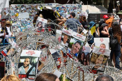 El enviado de EEUU se reúne en Tel Aviv con las familias de los rehenes en Gaza