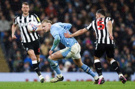 Doblete de Bernardo Silva mete al Manchester City en 'semis' de FA Cup