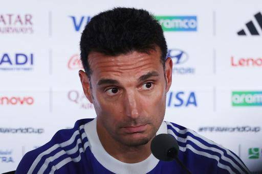 Scaloni pide no mezclar la semi entre Argentina e Inglaterra con las Malvinas