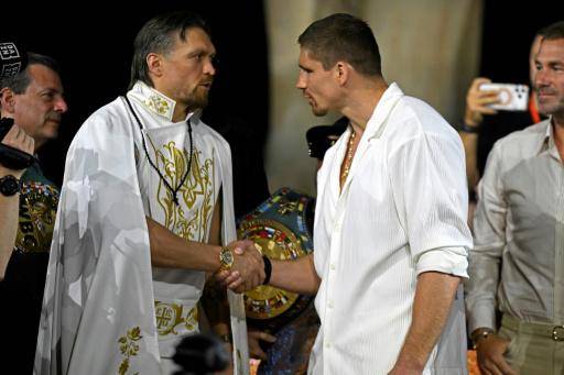 Al pie de las pirámides, Usyk frente a Verhoeven en un desafío sorprendente