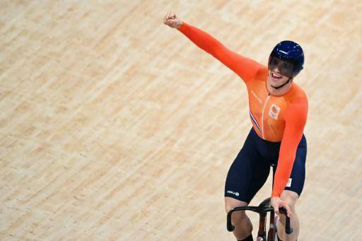 Países Bajos establece nuevo récord del mundo en velocidad por equipos