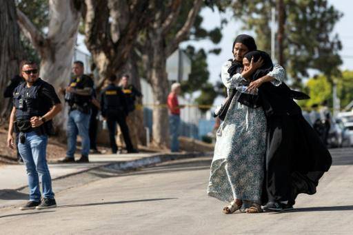 Tres muertos en el ataque contra una mezquita de EEUU, dos sospechosos del tiroteo hallados sin vida