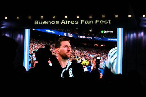 Messi pone al mundo a sus pies, Ronaldo debuta en el Mundial
