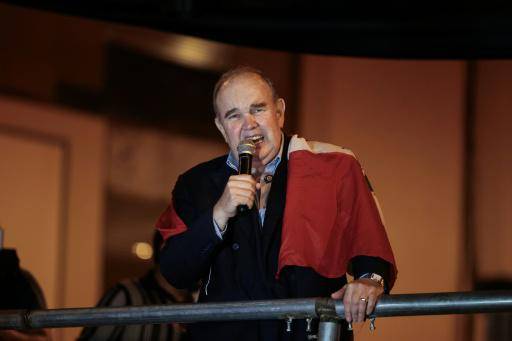 El líder ultraderechista pide nuevas elecciones en Perú tras quedar fuera del balotaje