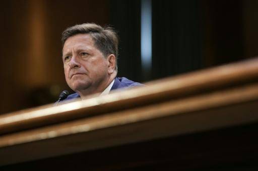 Demócratas someten a interrogatorio al candidato de Trump para los servicios de inteligencia