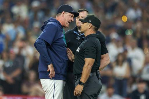 Las Grandes Ligas sancionan a un relevista y al entrenador de los Marineros por una pelea