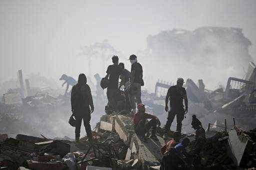 Al menos 17 países envían equipos de rescate a Venezuela tras los terremotos