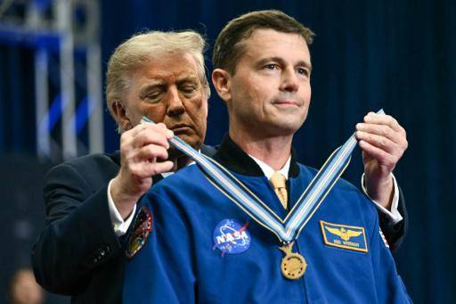 Trump anuncia creación de la Academia Espacial de Estados Unidos