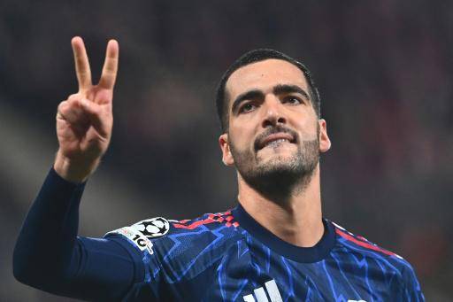 Arteta podría mantener a Merino como nueve aunque regresen sus delanteros