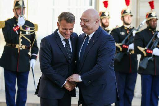 Macron busca apoyo internacional para el despliegue del ejército en Líbano y el desarme de Hezbolá
