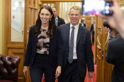 Ardern, agradecida, se despide como primera ministra de Nueva Zelanda
