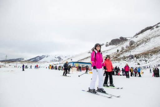 Lejos de los Alpes, los italianos del sur también se apasionan con la nieve