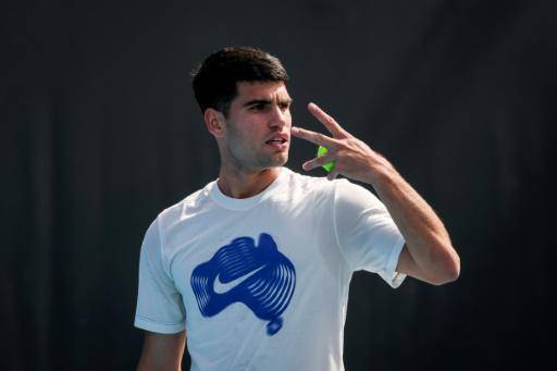 Alcaraz podría medirse a Zverev en semifinales del Abierto de Australia