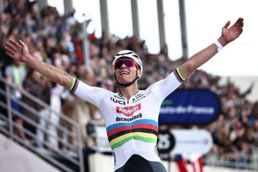 Imperial, el neerlandés Van der Poel gana su segunda París-Roubaix