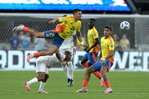 Encendida reacción de Bielsa tras incidentes con jugadores uruguayos altera la paz en el final de la Copa América