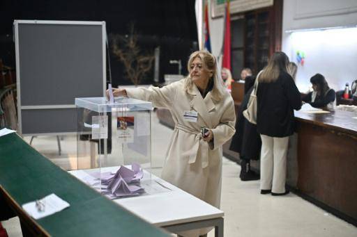 Un movimiento estudiantil encara al partido en el poder en las elecciones legislativas en Serbia