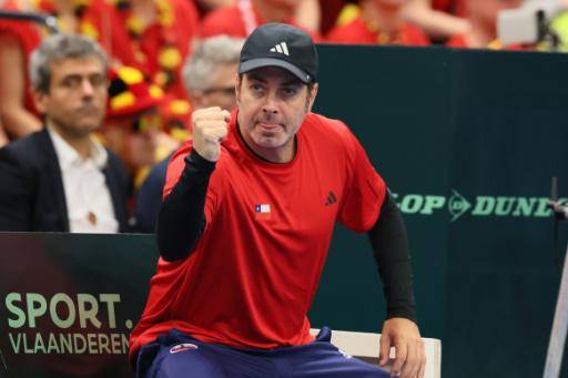 España a un paso de doblegar a Suiza en la Davis, Brasil se complica ante Francia