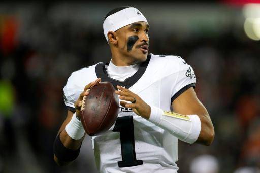 Comisionado de la NFL legitima investigación sobre atención médica a mariscal Hurts