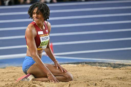 Leyanis Pérez relega a Yulimar Rojas a la plata en el Mundial bajo techo