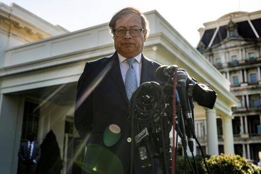 Petro propone a Biden levantar sanciones a Venezuela si cumple agenda electoral