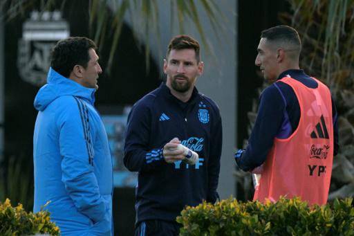 Fin de fiesta clama Argentina de Messi; Colombia prueba a ilusionada Venezuela