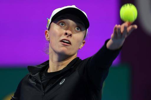 Polaca Swiatek la reina indiscutida de un tenis mundial con española Badosa en alza