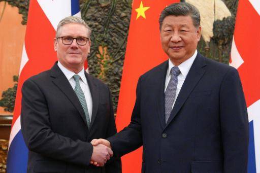 El primer ministro británico destaca avances con China tras reunirse con Xi en Pekín