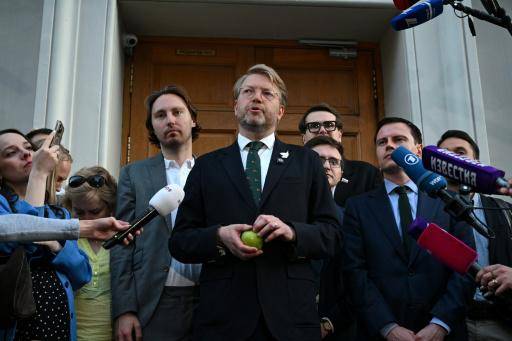 Tribunal ruso prohíbe al único partido antiguerra participar en elecciones parlamentarias