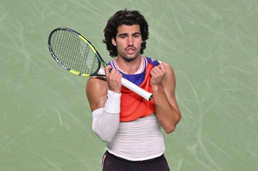 Alcaraz vuelve a estrellarse en Shanghái, Zverev se asegura el N.1 al final de año