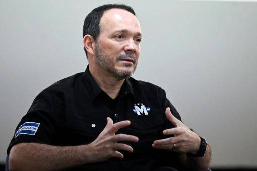 El gobierno de El Salvador dice que destruyó el mando de las pandillas