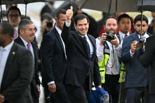 Rubio visita México tras el ataque de EEUU que mató a 11 supuestos narcos en el Caribe