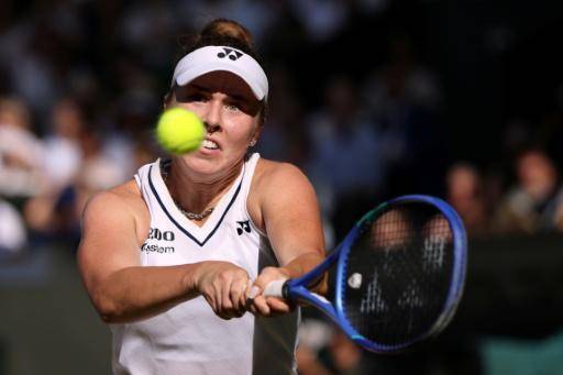 Linda Noskova, una tenista comprometida dentro y fuera de la cancha