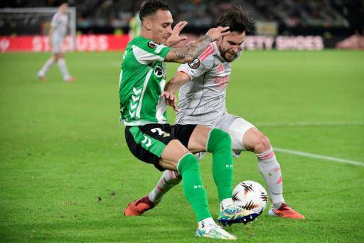 El argentino Tagliafico es baja para un mes con el Lyon
