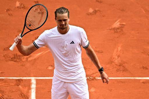 Alexander Zverev tras derrotar a Jesper de Jong en los octavos de final de Roland Garros. En París, el 31 de mayo de 2026