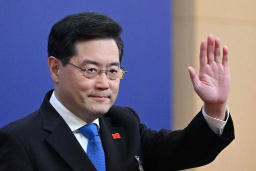 China reemplaza a su ministro de Relaciones Exteriores
