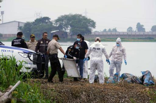 La Policía de Ecuador anuncia el hallazgo de ocho cadáveres en bolsas en el suroreste del país
