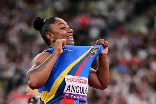 Juleisy Angulo da un inédito oro sorpresa a Ecuador en jabalina