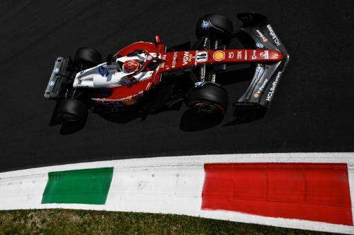 En Italia, la desilusión reina entre los tifosi de Hamilton y Ferrari