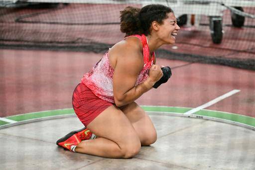 La canadiense Camryn Rogers revalida su título mundial en martillo