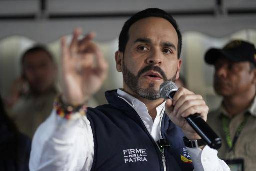 Un ícono izquierdista, un abogado millonario y una férrea opositora, favoritos presidenciales en Colombia