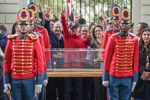 Petro dice que el presidente electo de Colombia obedece al gobierno de EEUU