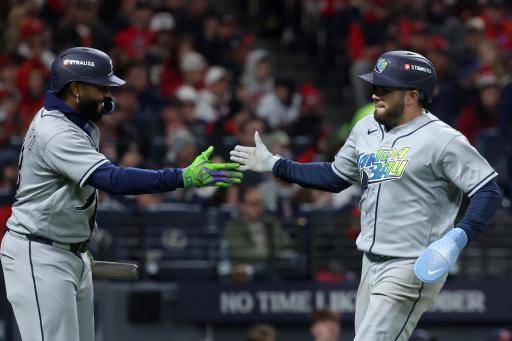 Con su poder latino, los Rays nivelan la serie frente a Guardianes