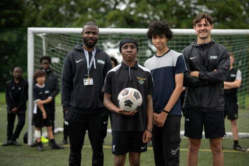 Fútbol y educación se alían en Reino Unido para combatir el machismo